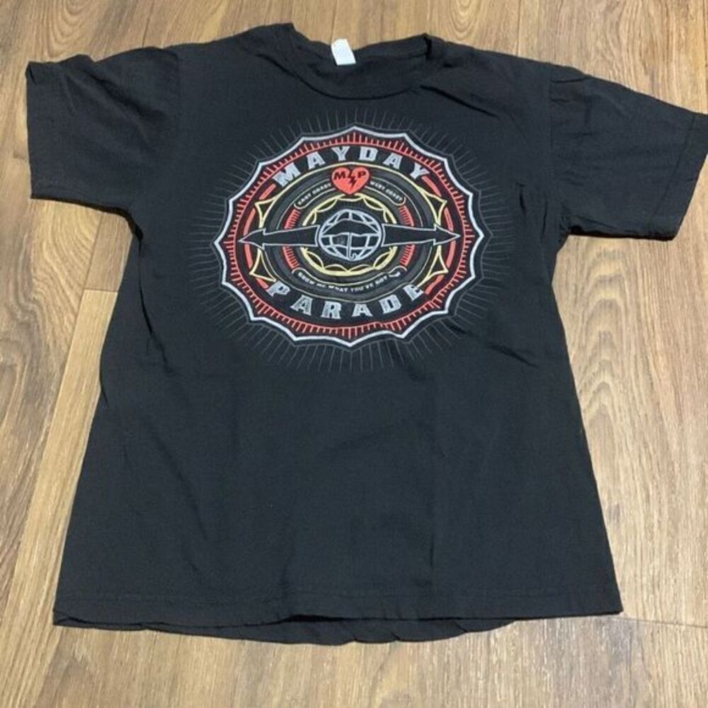 Mayday parade concert‎ t shirt. Band graphic tee. East coast west coast